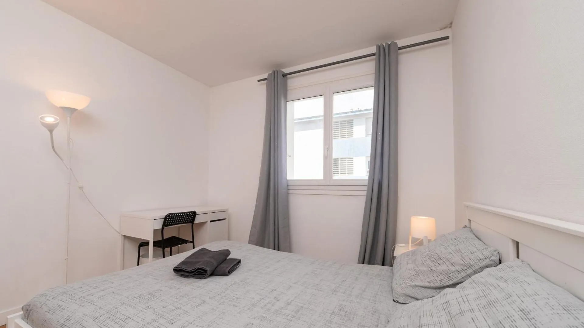 Lm86 Centre Ville Balcon Calme Wifi Lorient