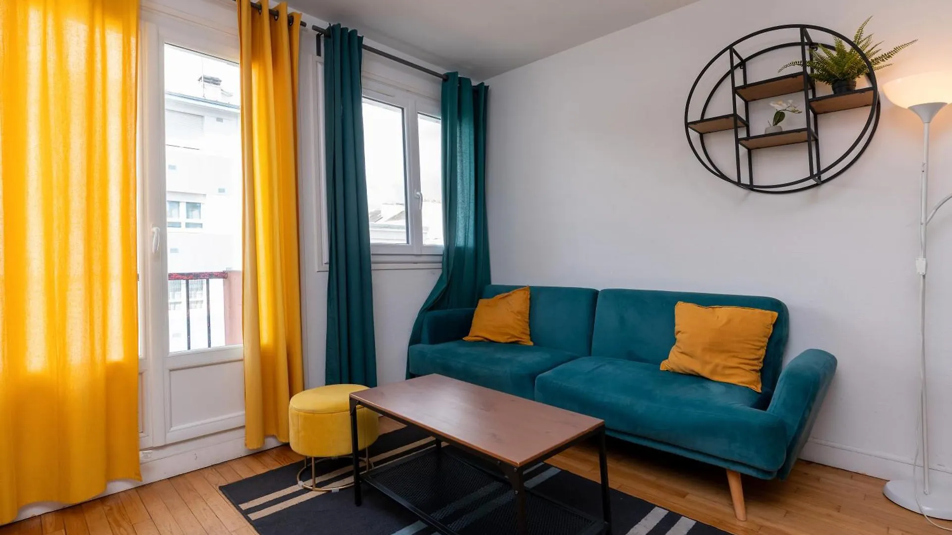 Lm86 Centre Ville Balcon Calme Wifi Lorient France